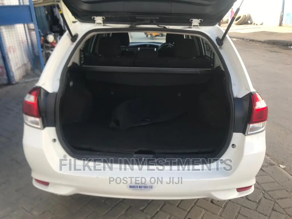 Toyota Corolla Fielder 2016 White