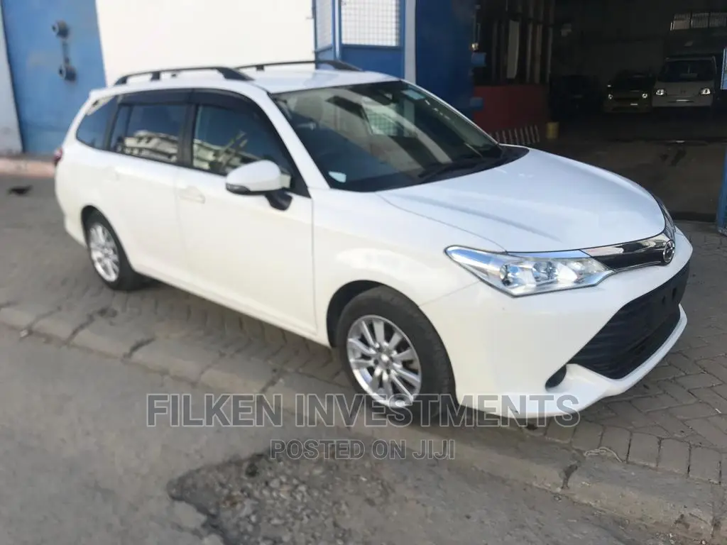 Toyota Corolla Fielder 2016 White