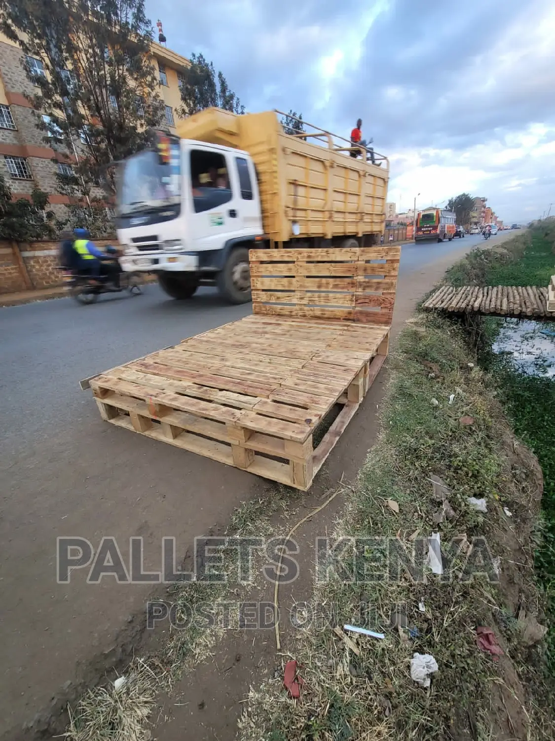 Pallet Bed- Detachable 5*6(OTH