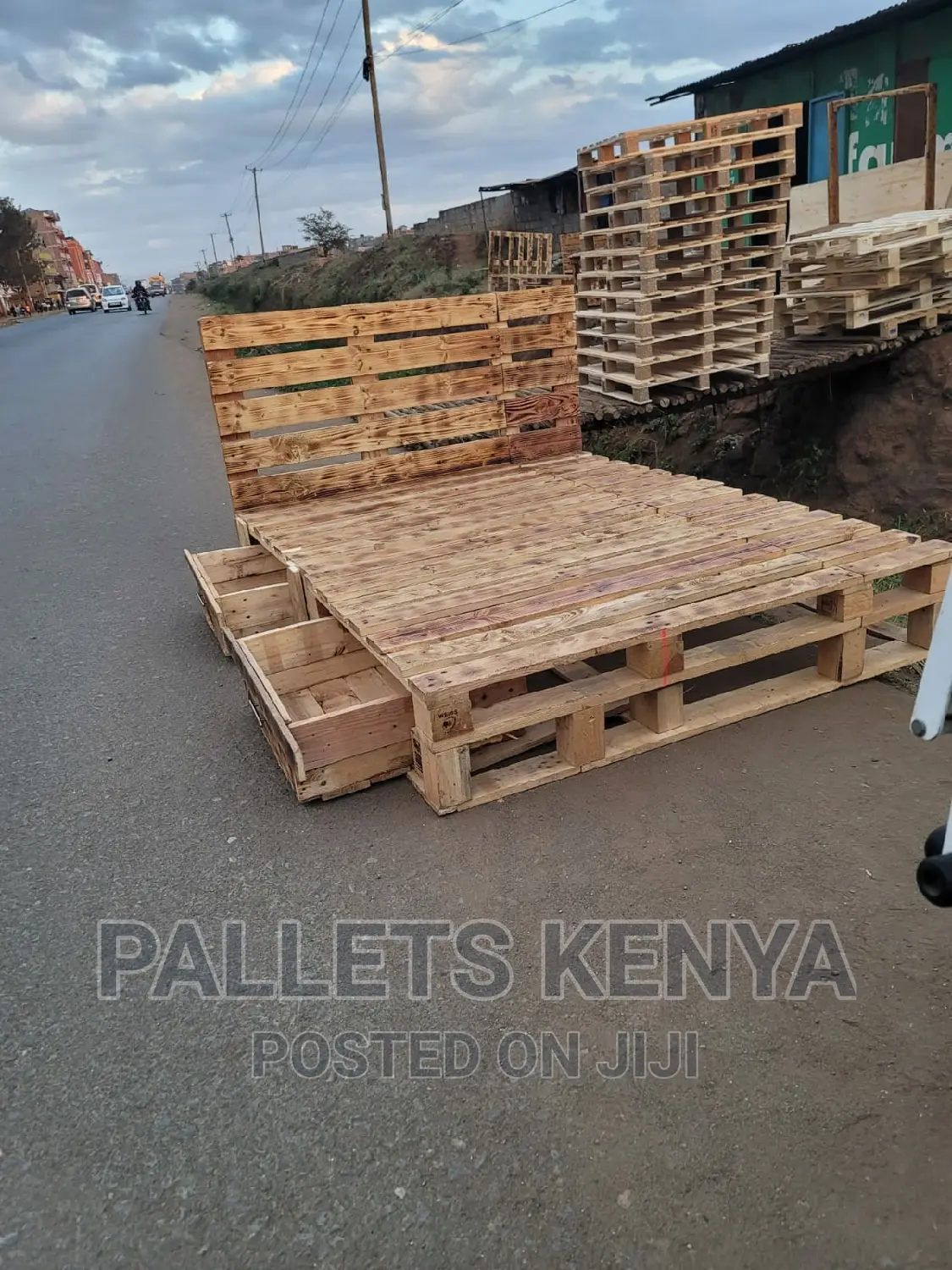 Pallet Bed- Detachable 5*6(OTH
