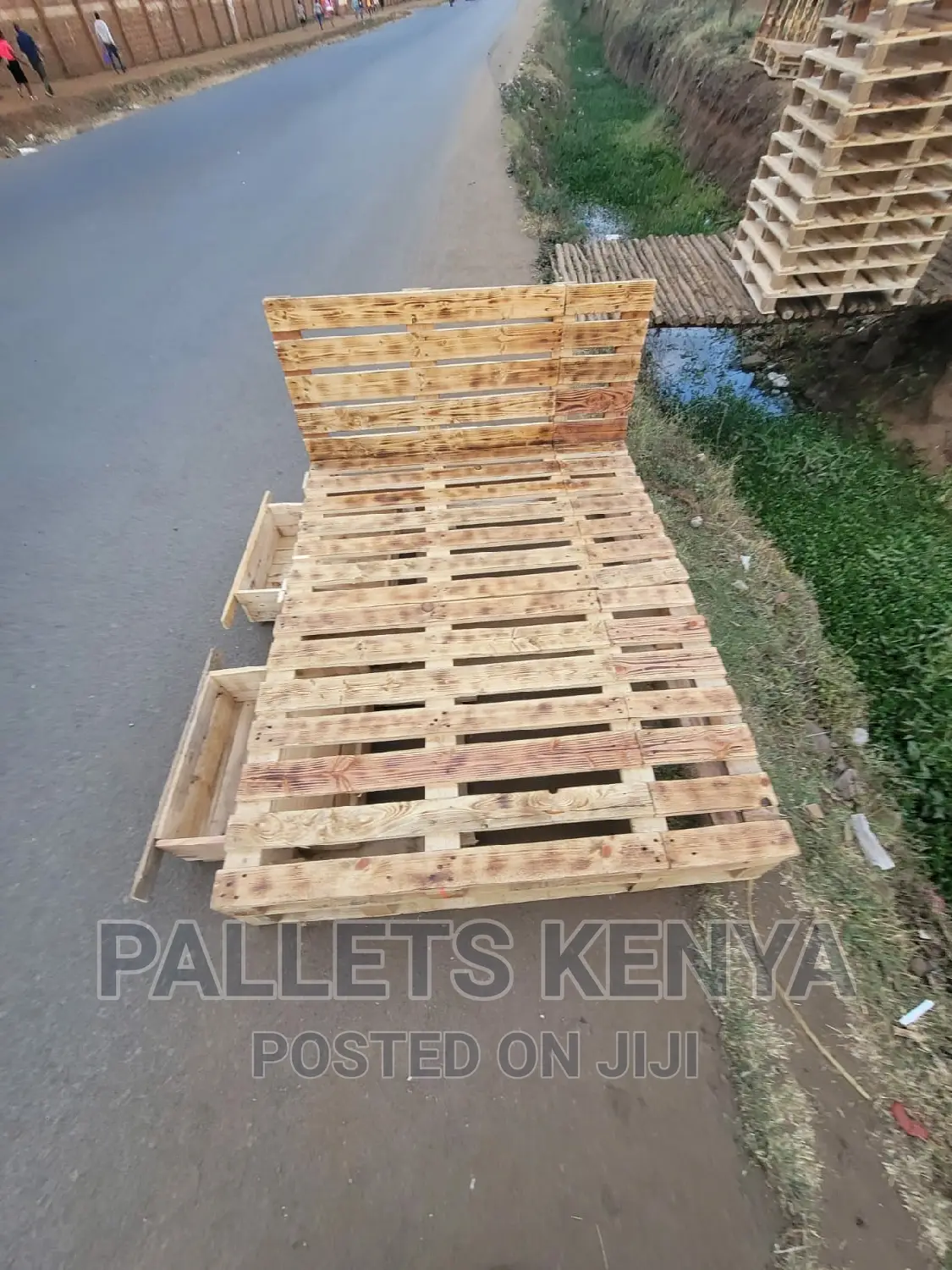 5*6 Pallet Bed- Detachable With Drawers (#89)