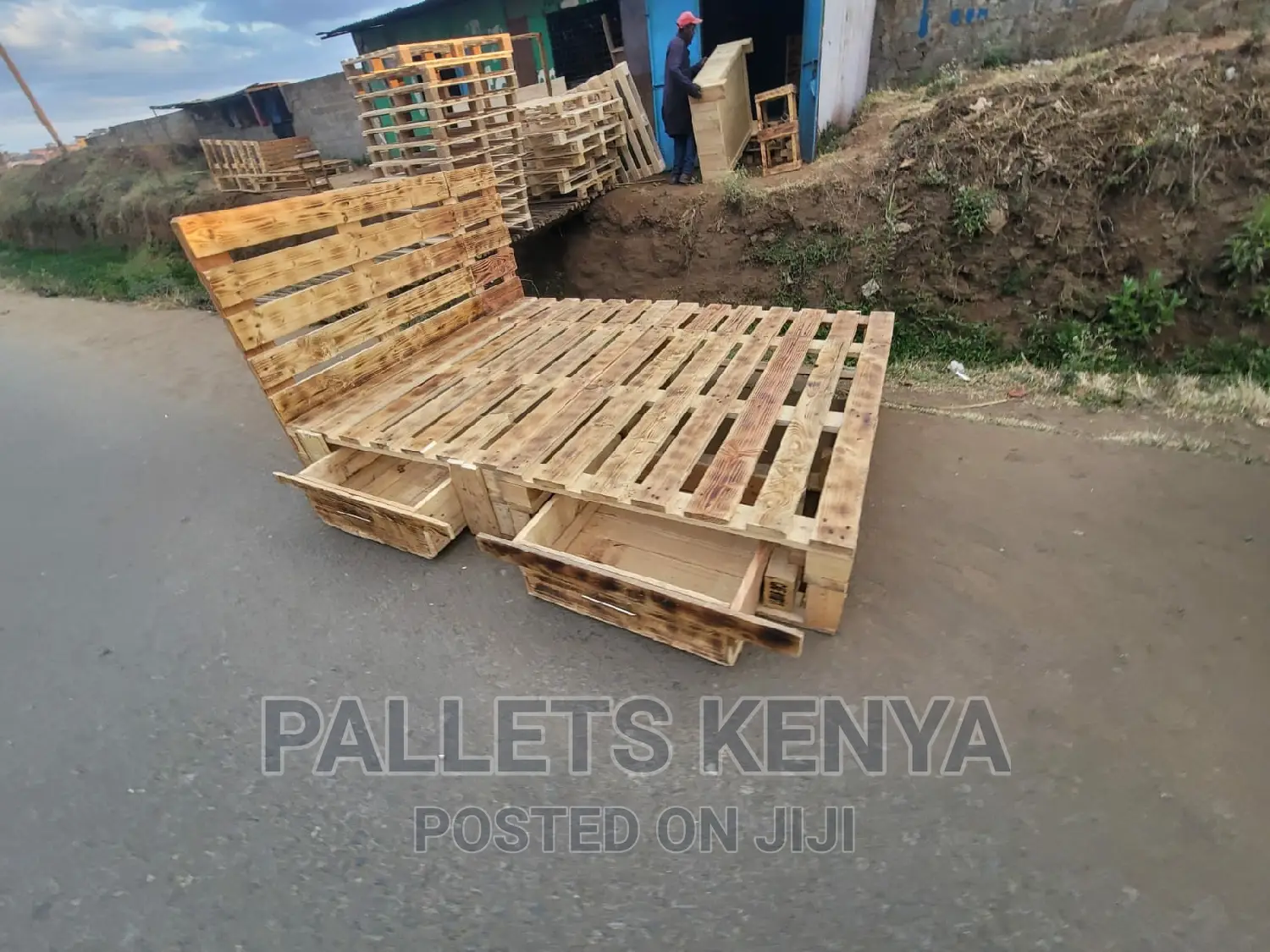 Pallet Bed- Detachable With Drawers (HDB*)