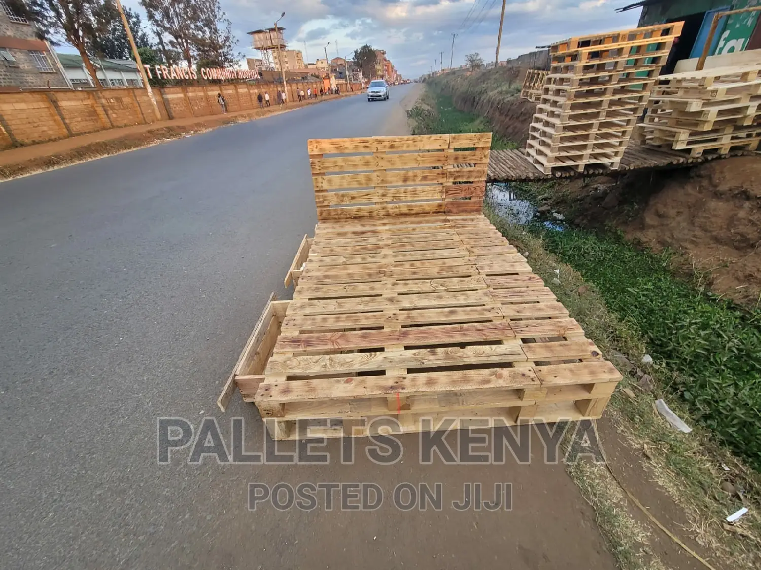 Pallet Bed- Detachable With Drawers 5*6(Lhwcc)