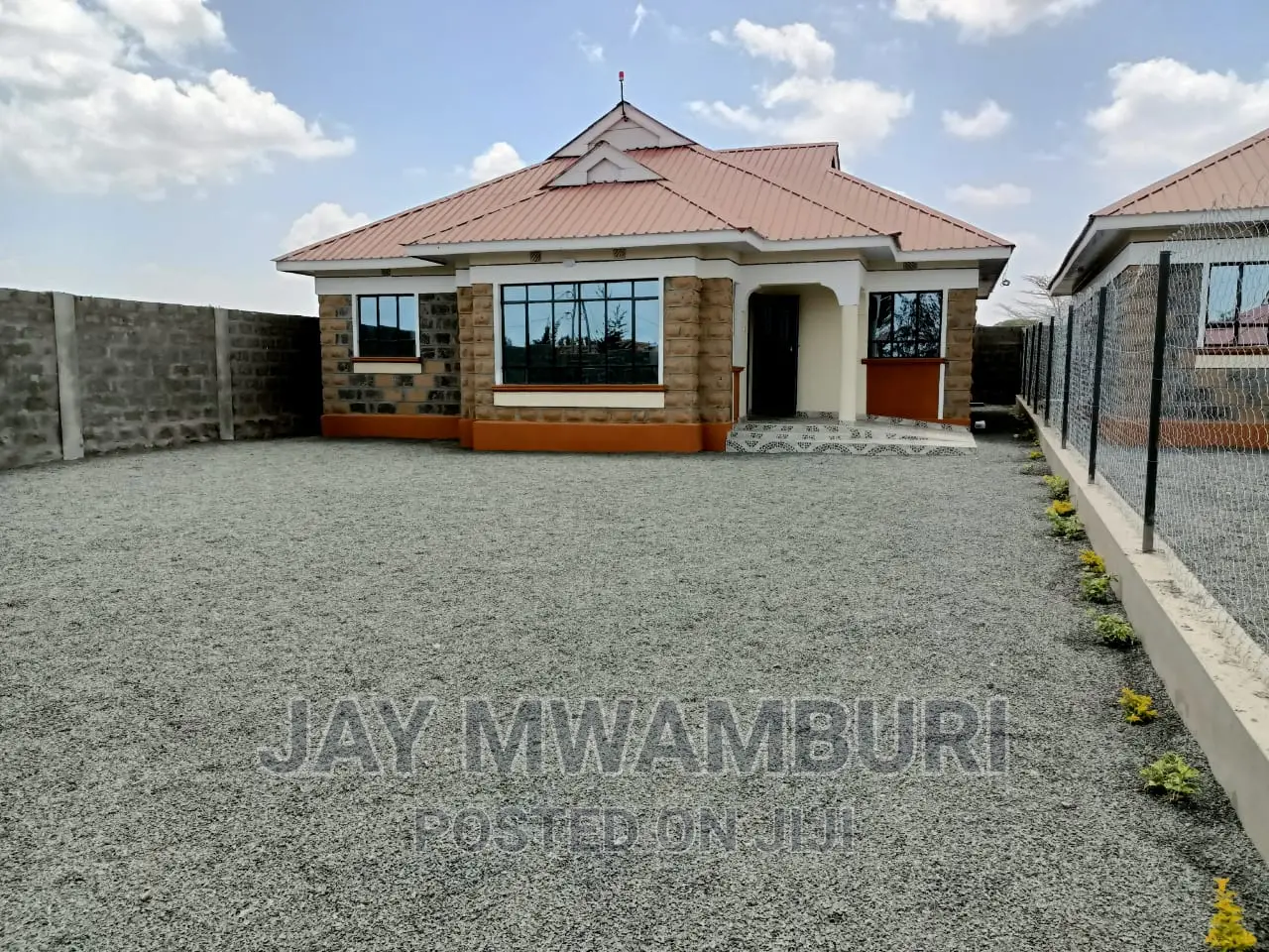 3bdrm Bungalow in Kitengela for sale