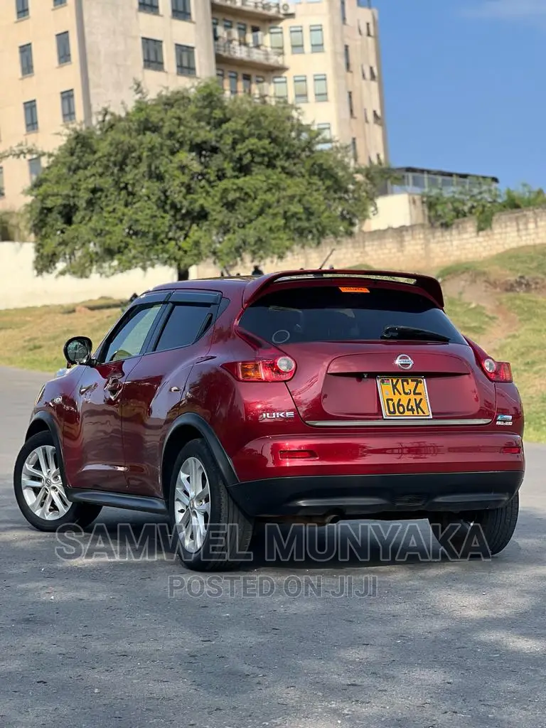 Nissan Juke SV 2013 Red