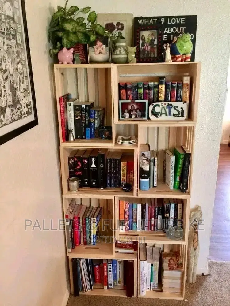 Book Shelf 0987