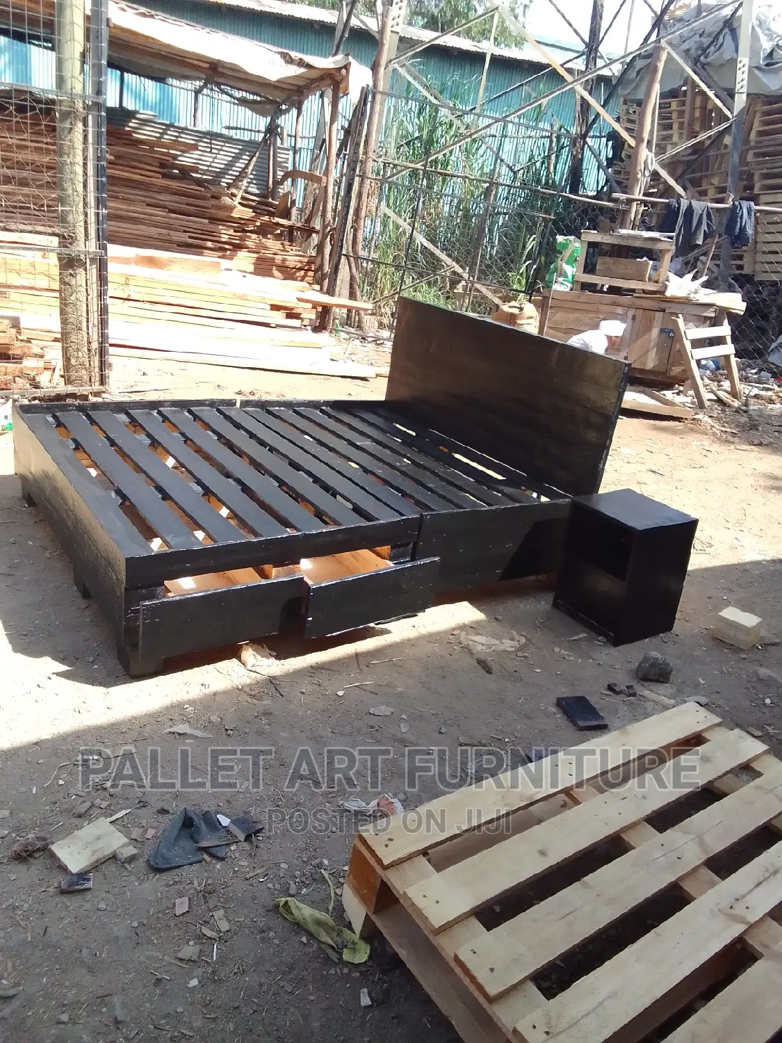 Pallet Bed