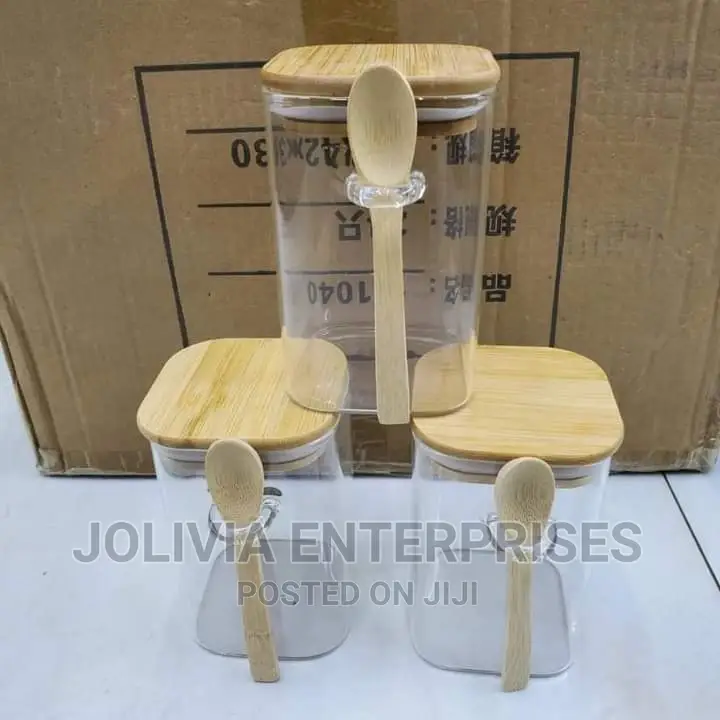 Glass Containers With Bamboo Lids Spoon
500ml
Per Piece