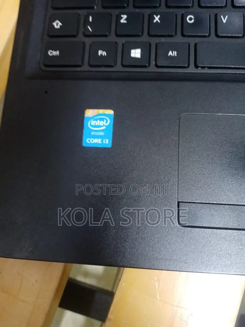 Laptop Lenovo 300e 4GB Intel Core I3 HDD 500GB