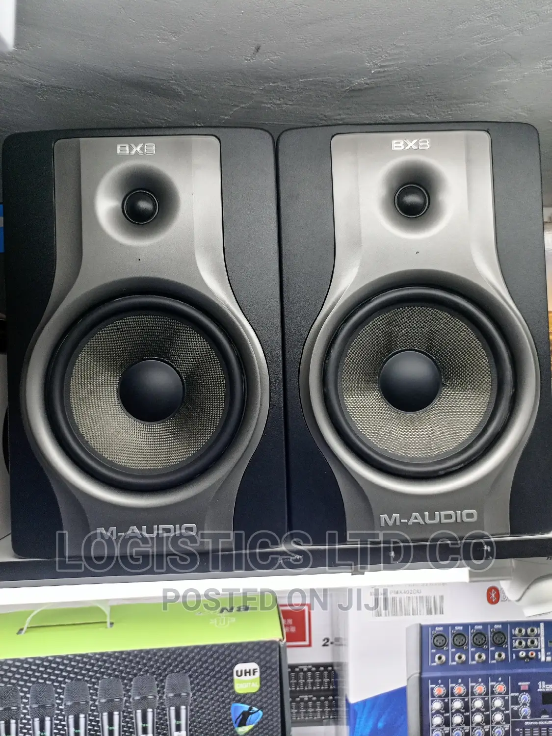 M-Audio Bx8 Carbon Studio Monitors