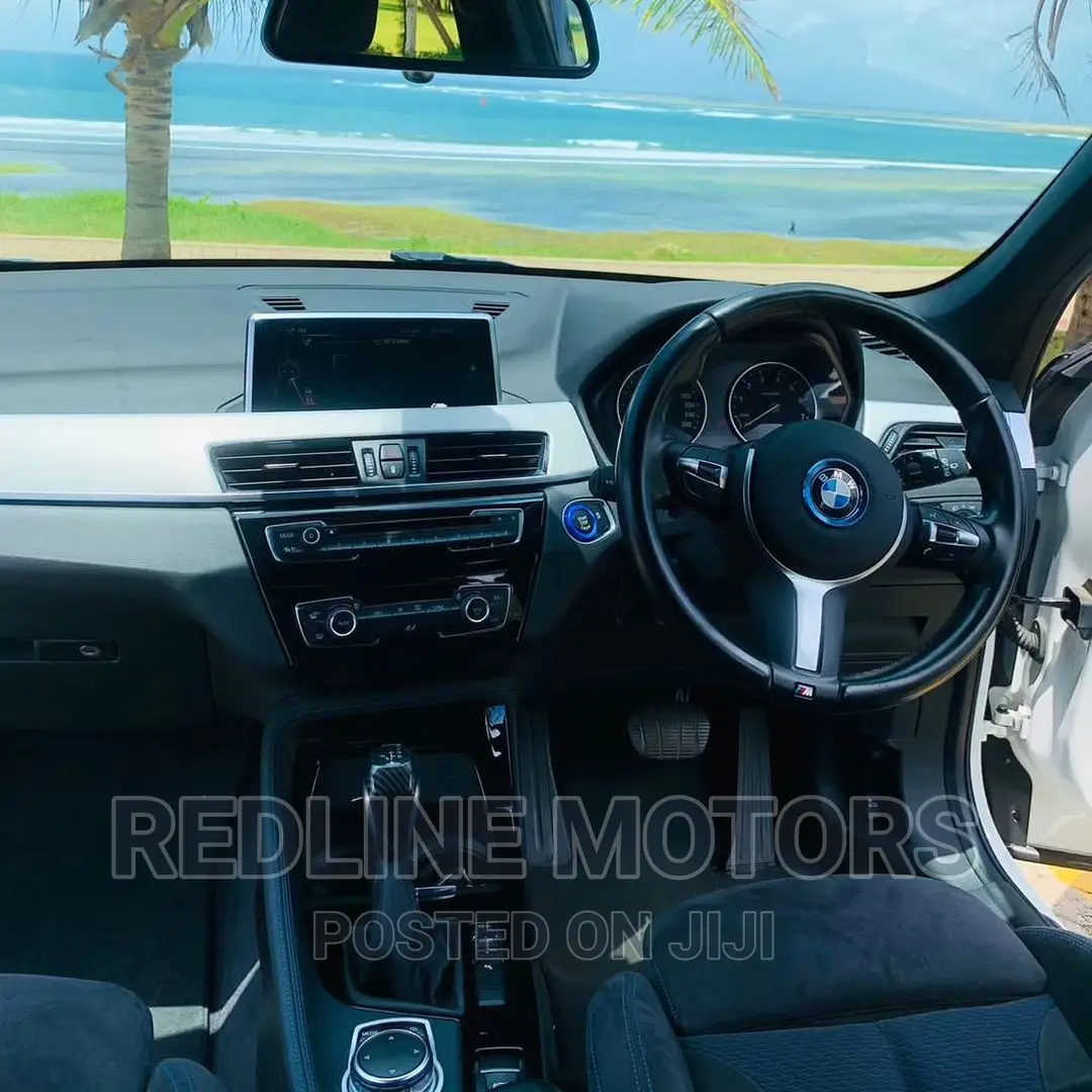 BMW X1 xDrive28i AWD 2016 Pearl