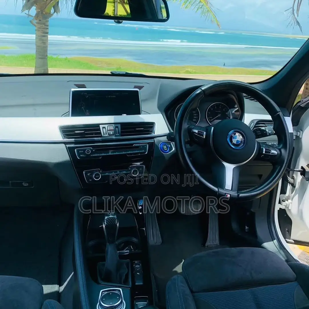 BMW X1 xDrive28i AWD 2016 Pearl