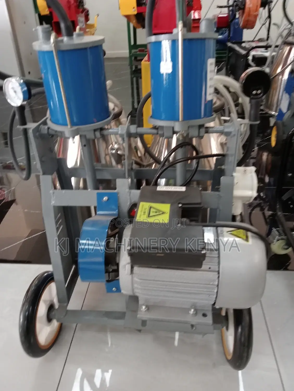 Double Bucket (Burrell) Milking Machine -Milano Italia