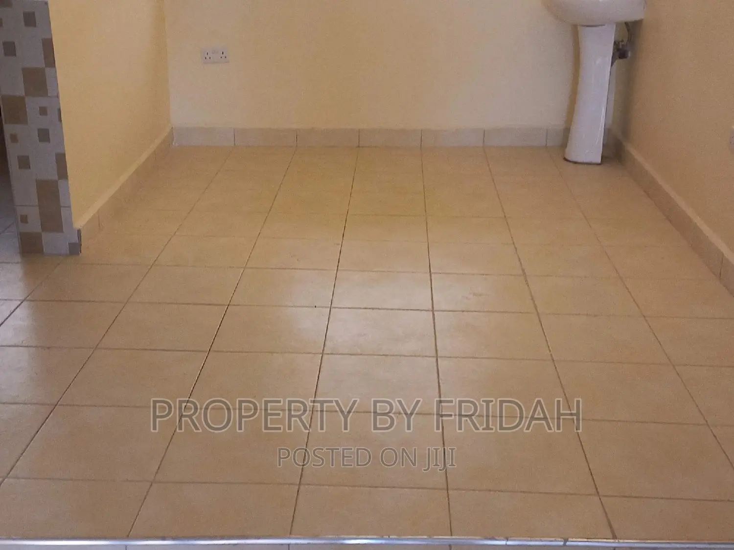 3bdrm Bungalow in Kitengela for sale
