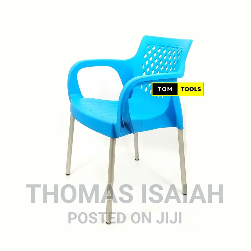 Light Blue Strong Comfortable Plastic Chair With Metal Tubin