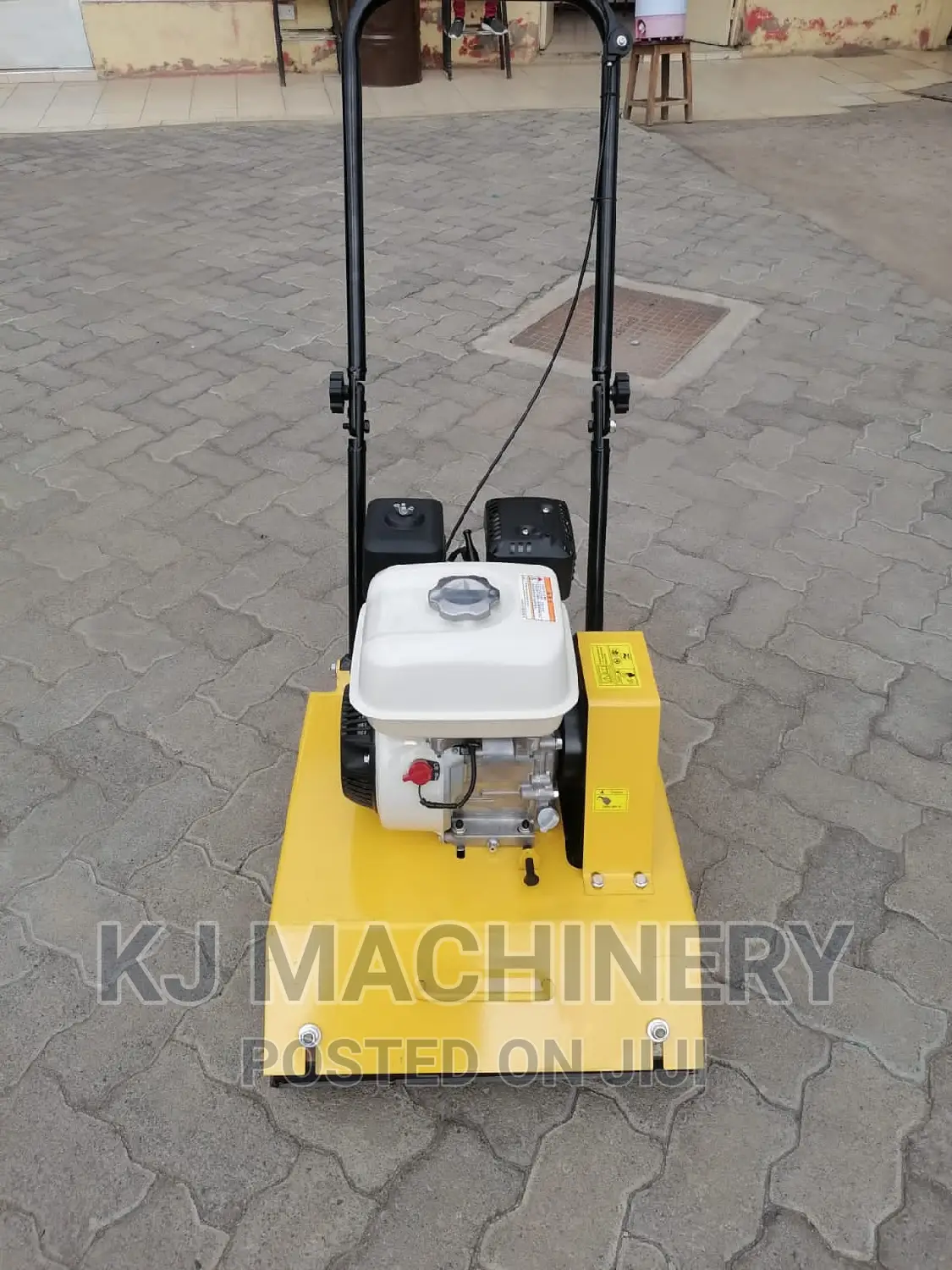 Hisaki Plate Compactor-Honda Engine-5.5hp-90kg-25kn Force