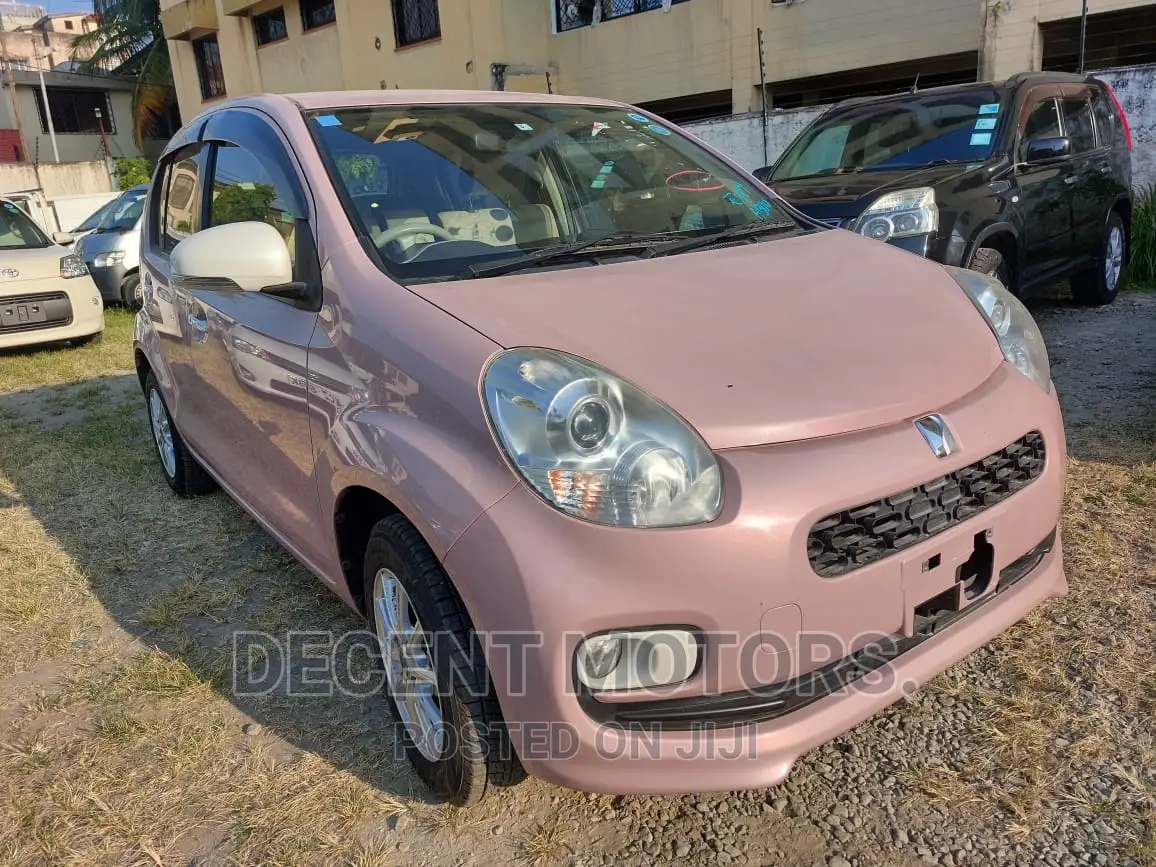 Toyota Passo 1.0 FWD 2017 Pink