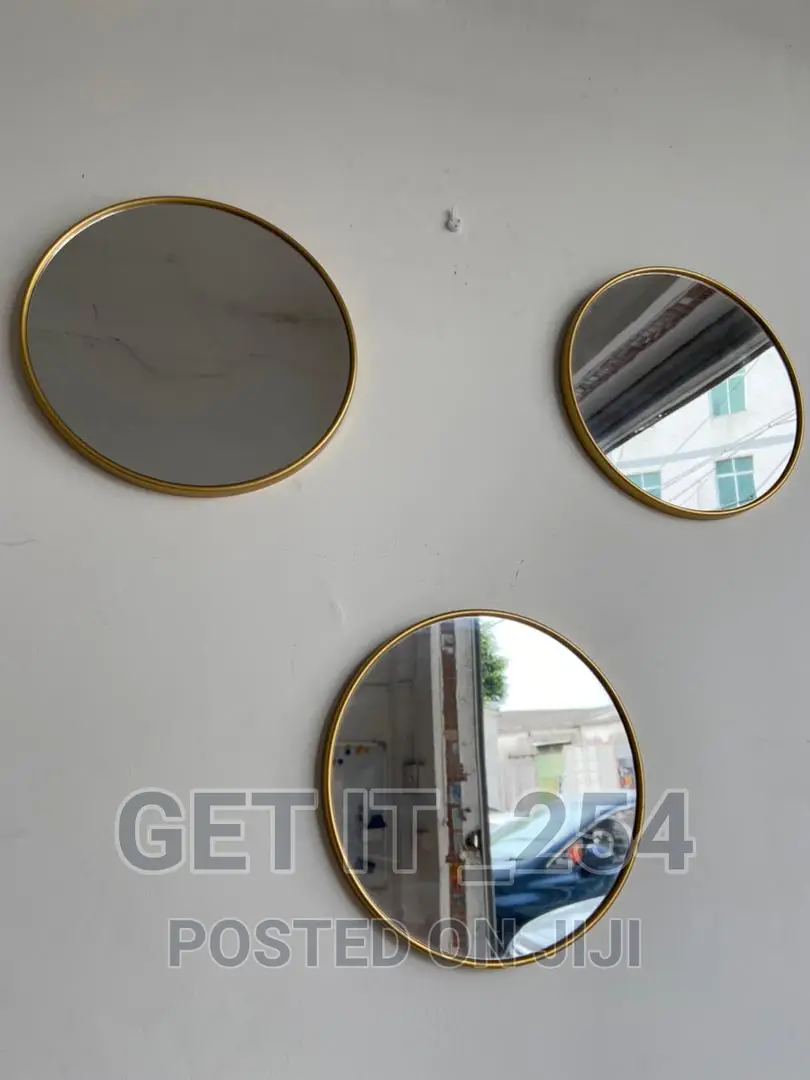3 in 1 Wall Round Mirrors a Set. 25cm Diameter