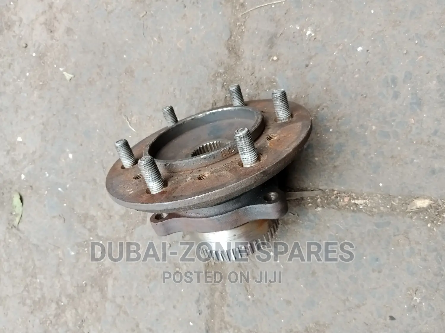 Hiace 7L,9L Front Wheel Hub 2 4wd Available Now.
