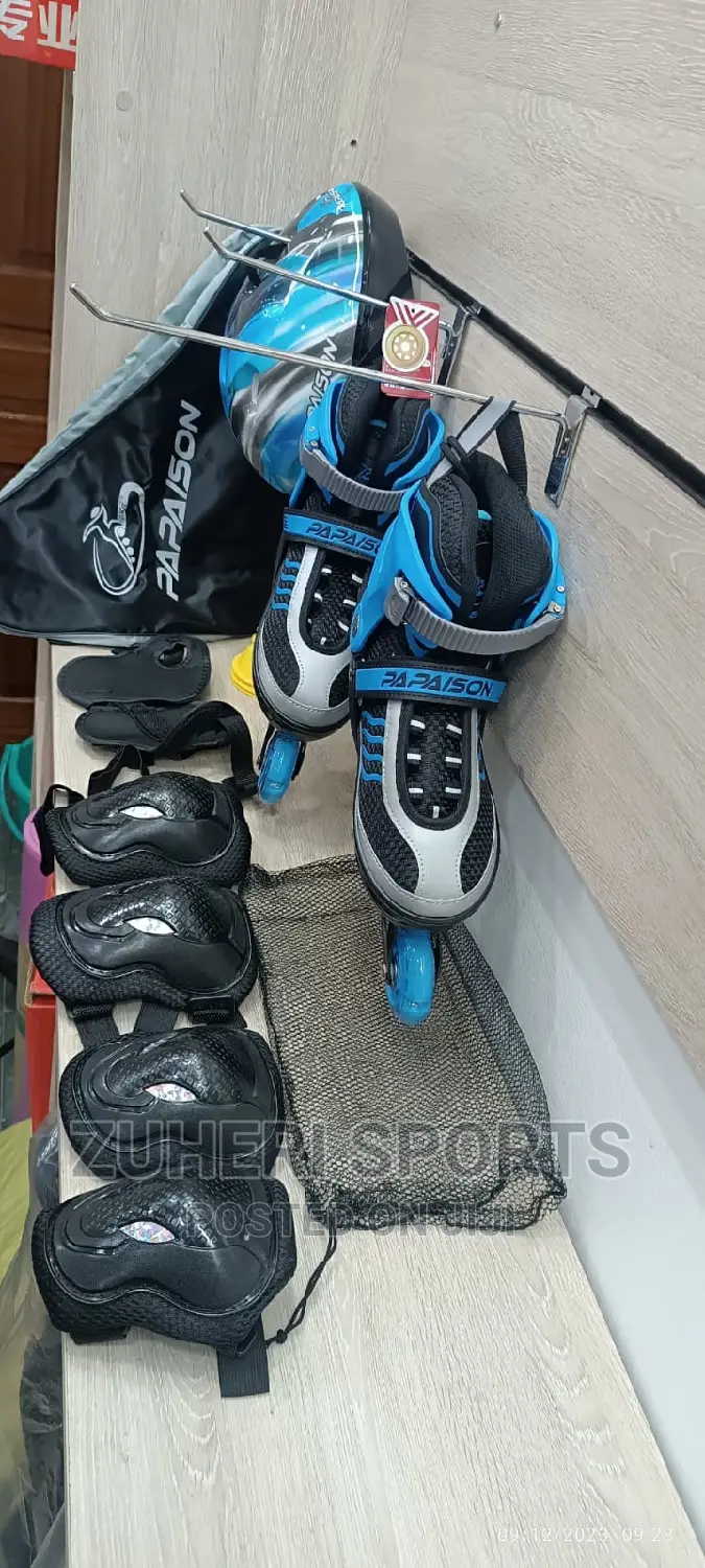 Papaison Inline Skate Shoes Adjustable Size Lighting Wheels