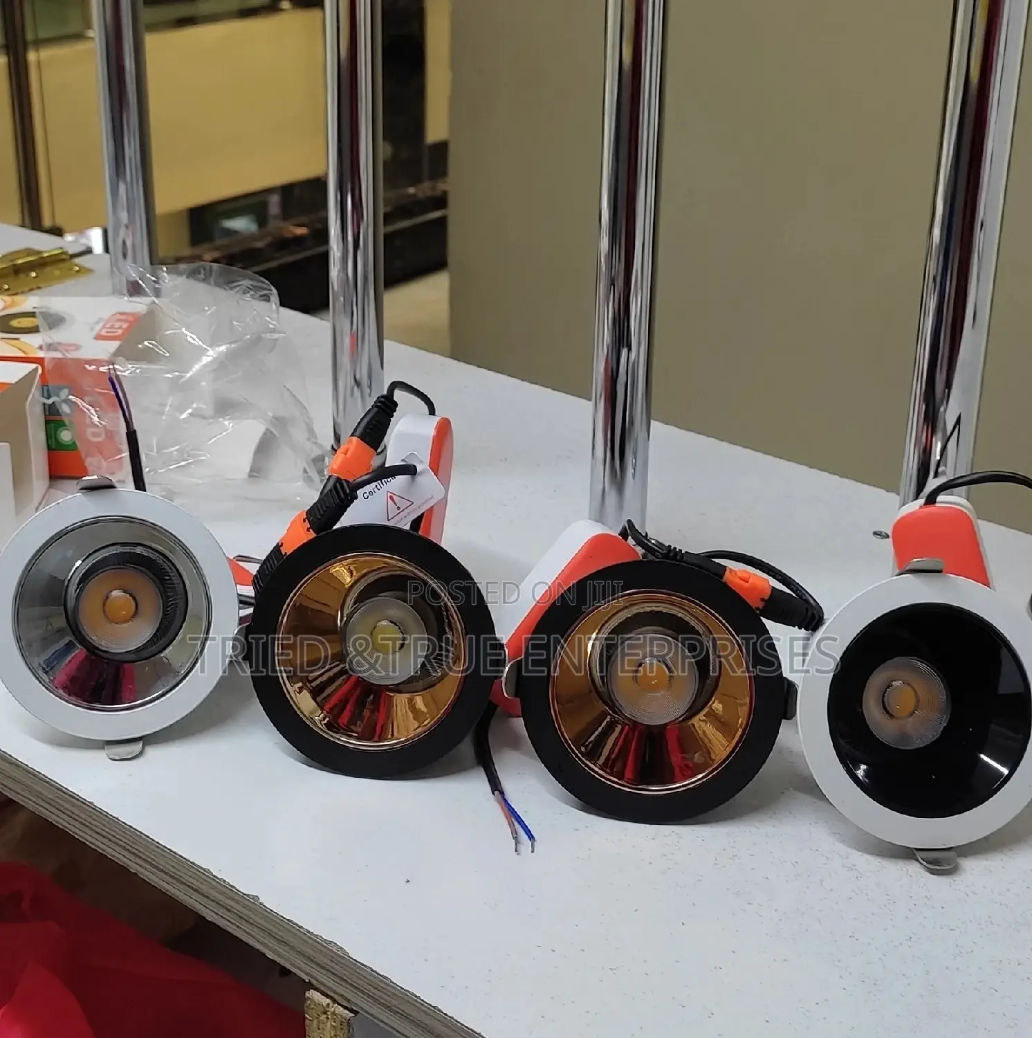 Downlighters(7wts)