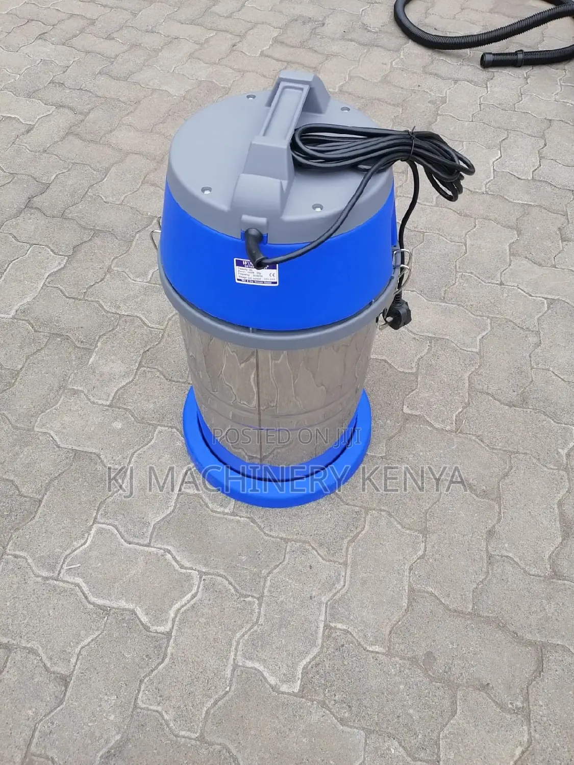 Vaccum Cleaners-100l Capacity ~Quality Assured Products