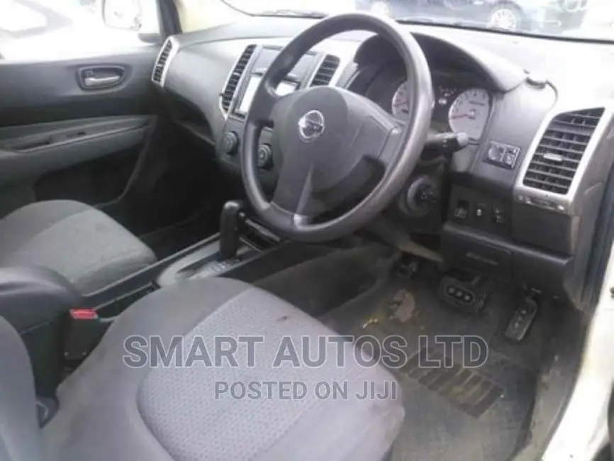Nissan Wingroad 2017 Pearl