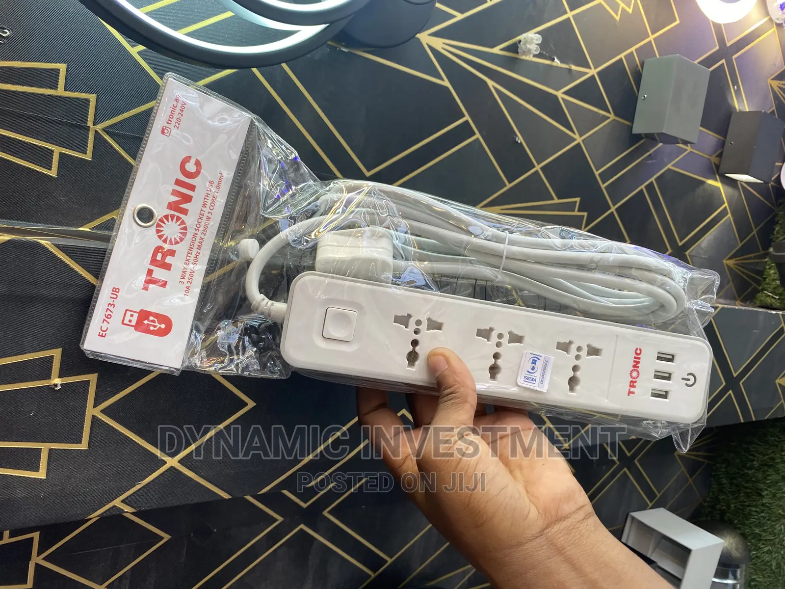 TRONIC 3 Way Extension With USB - EC 7673-Ub