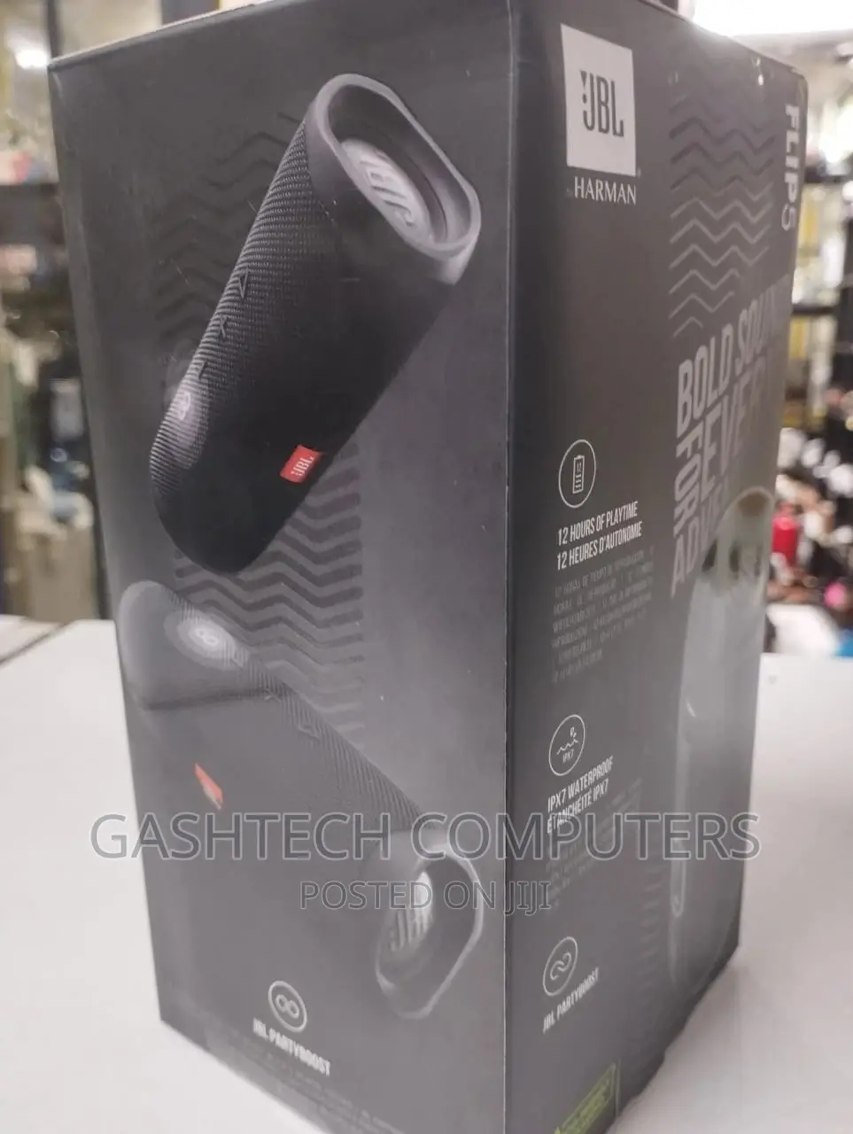 JBL Flip6 Bluetooth Speaker