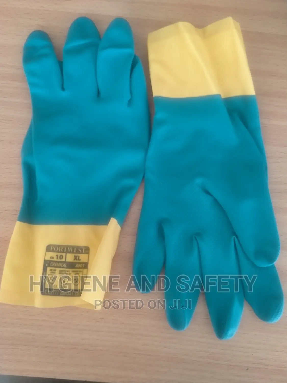 Bi-colour Gloves