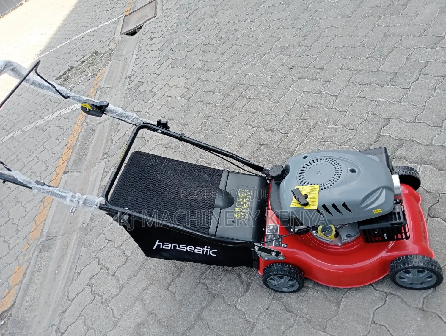 Henseatic Lawn Mower - In Stock