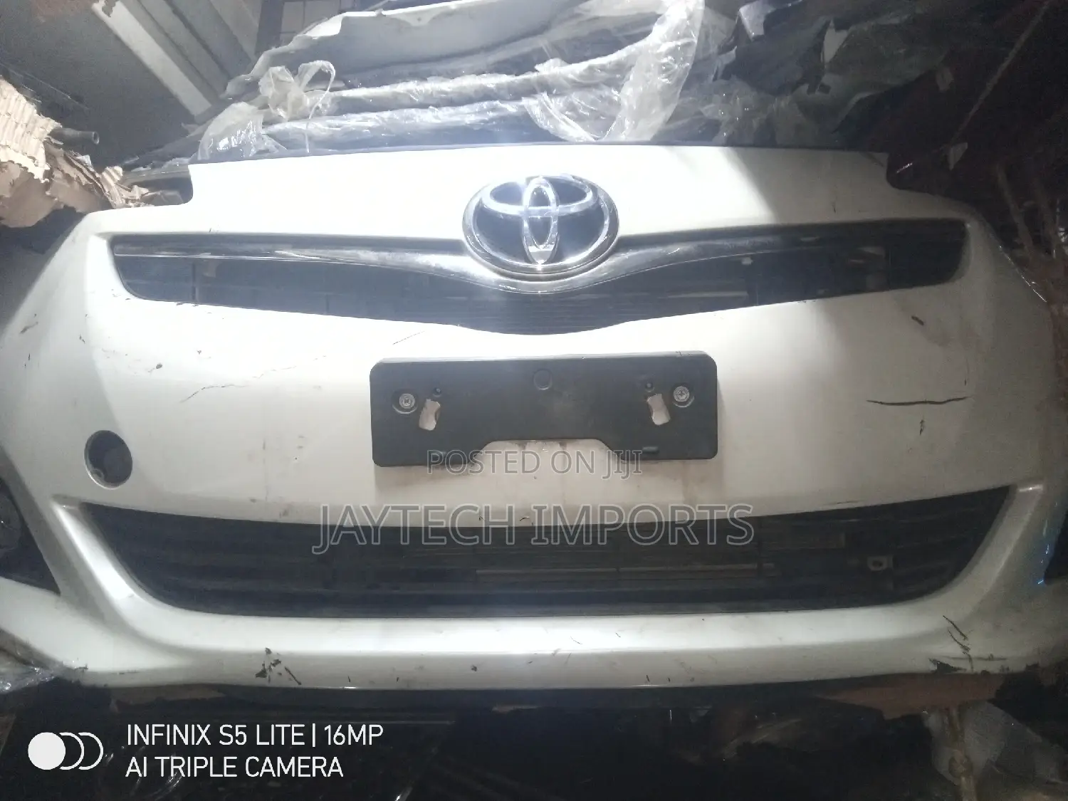 Ractis Xenon Nosecut