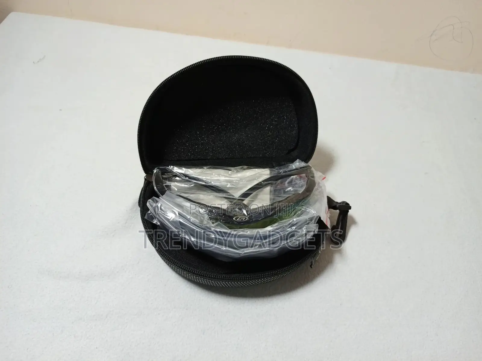 Sunglasses Kit: 5 Lens. UV400 With Polarized Lens