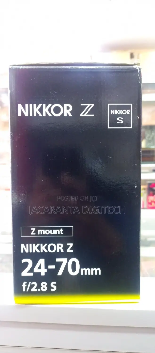 Nikon Z 24-70mm F2.8 S Lens