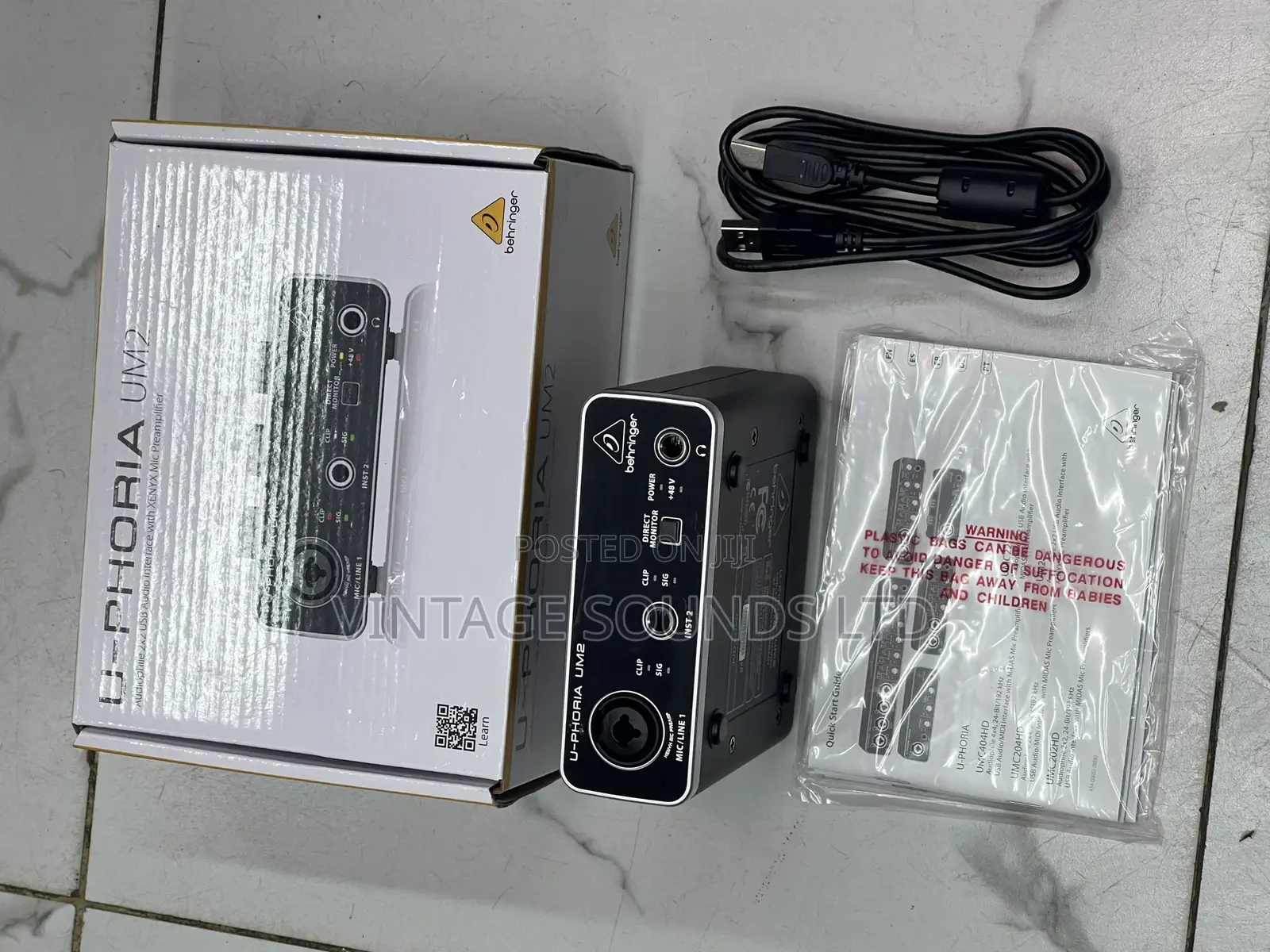 Studio Behringer Soundcard Um2 Audio Interface