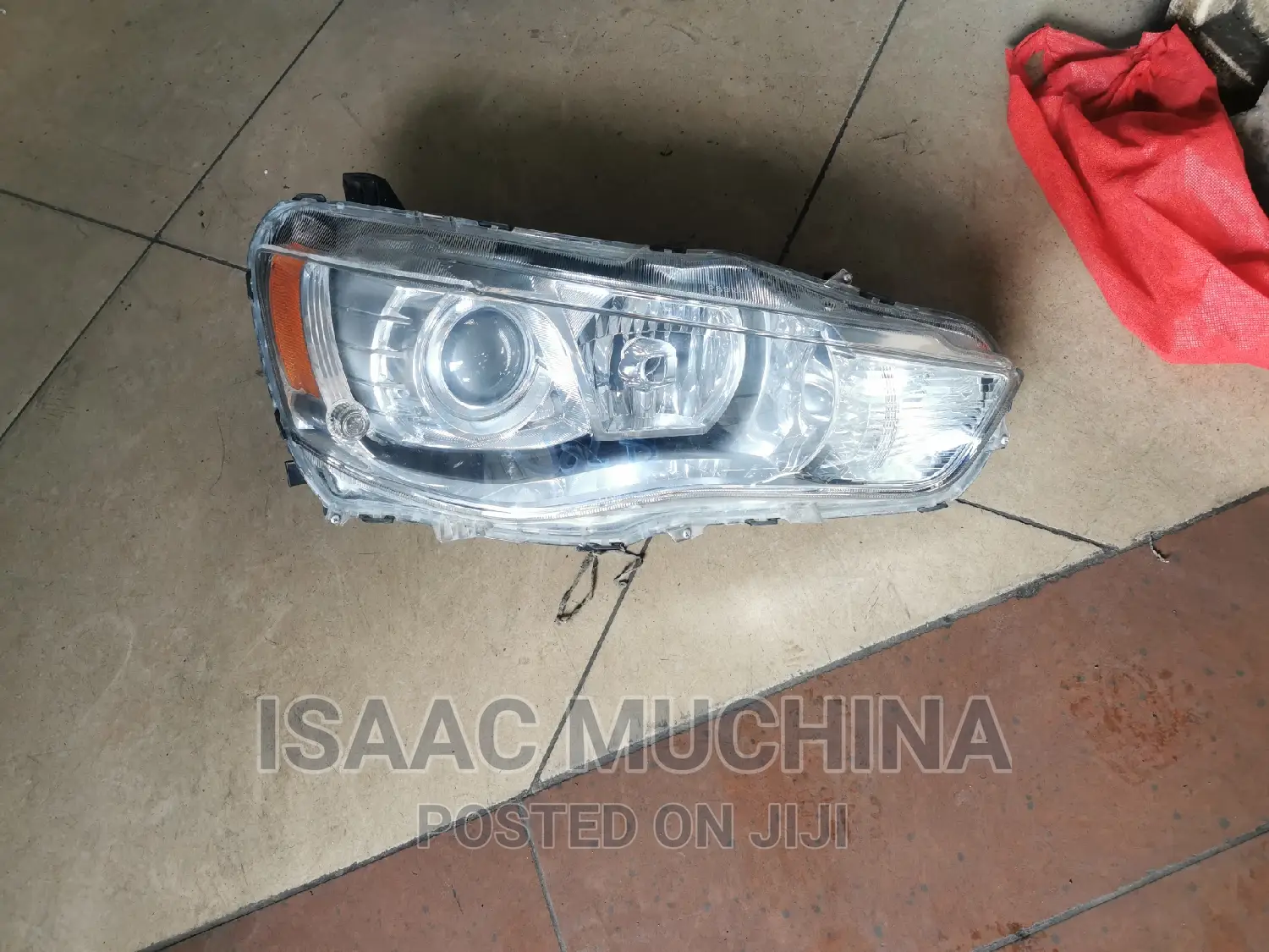 Outlander 2010 Headlight