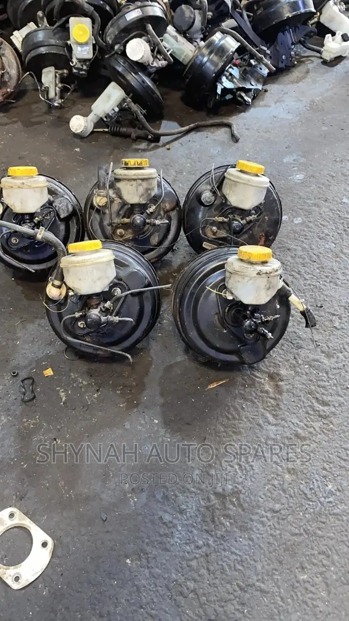 Brake Master Cylinder and Booster Complete Nissan Terrano