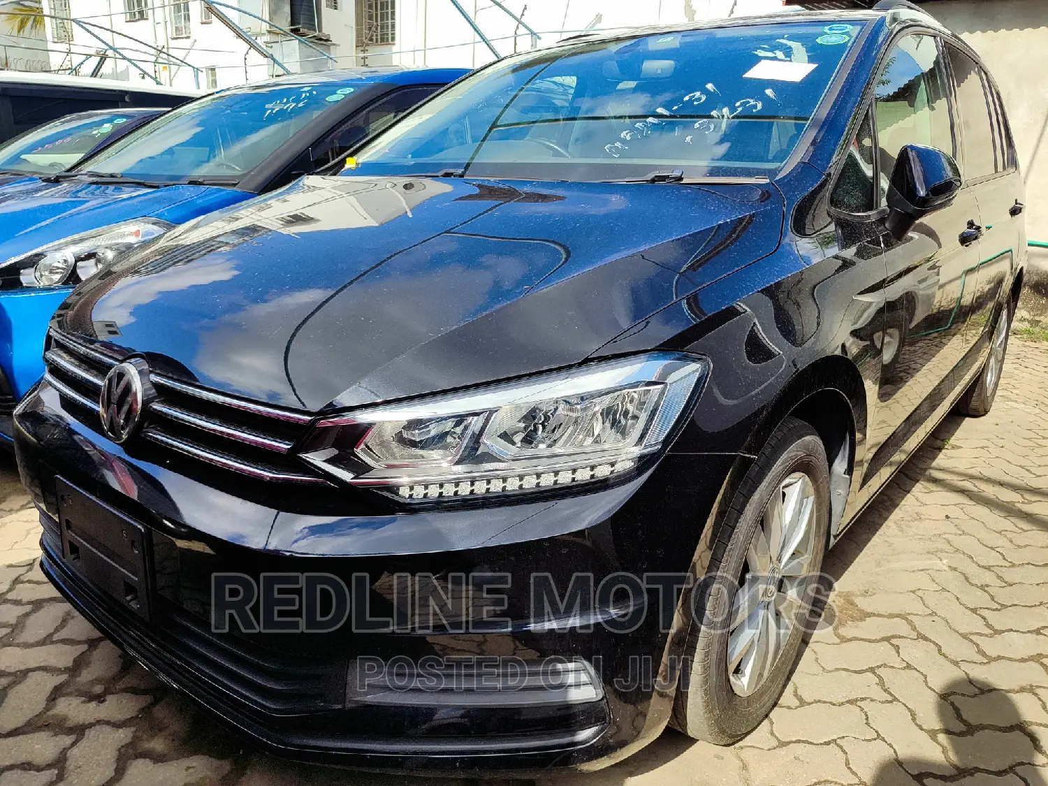 Volkswagen Touran 2016 Black