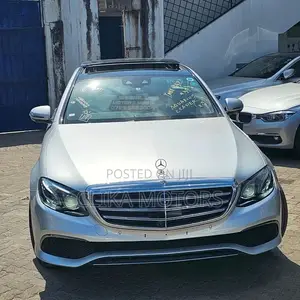 Mercedes-Benz E400 2016 Gray