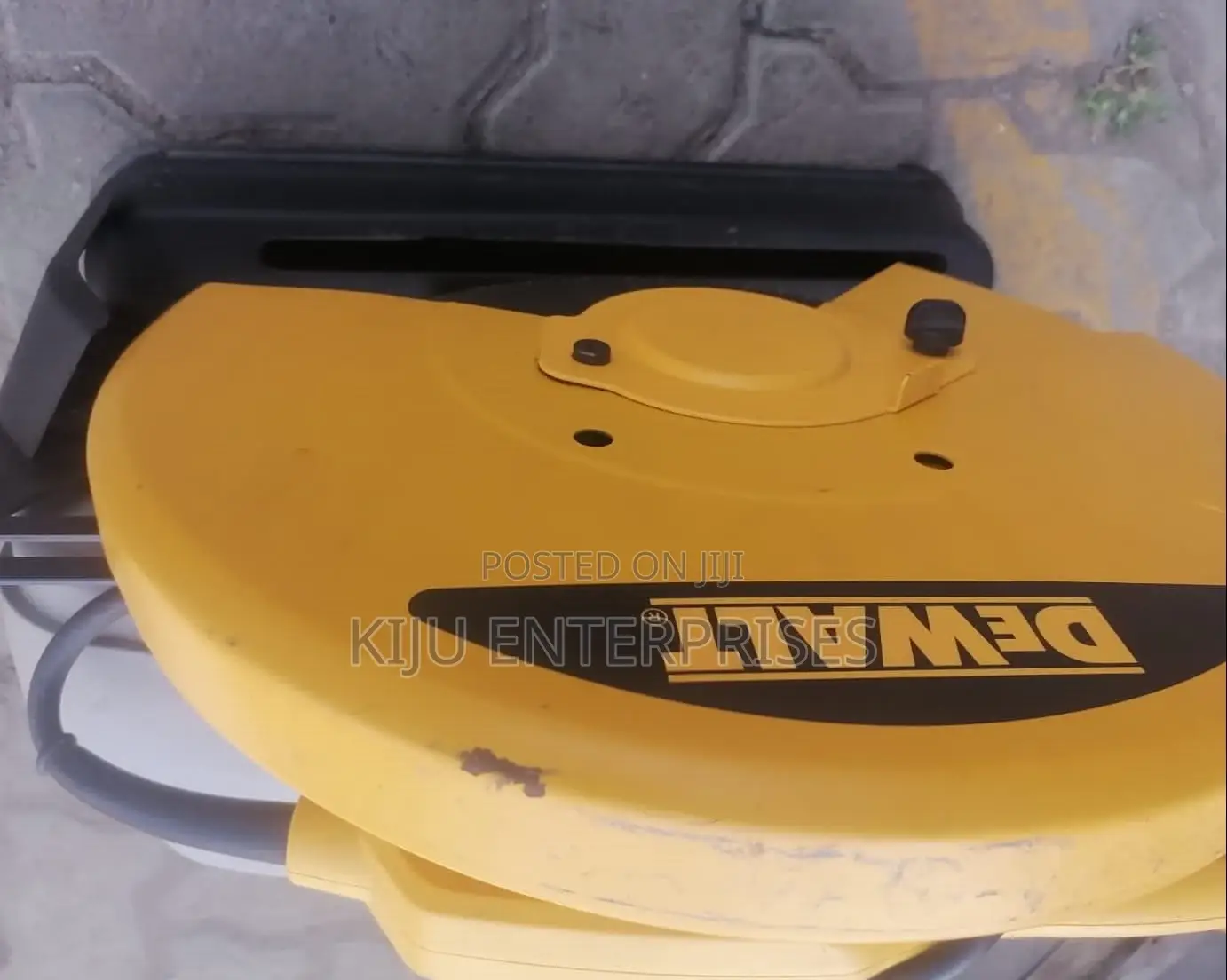 Dewalt Saw Back in Stock