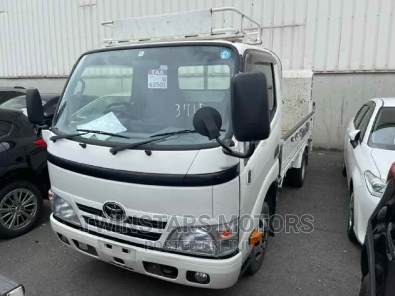 Toyota Dyna Long Chasis