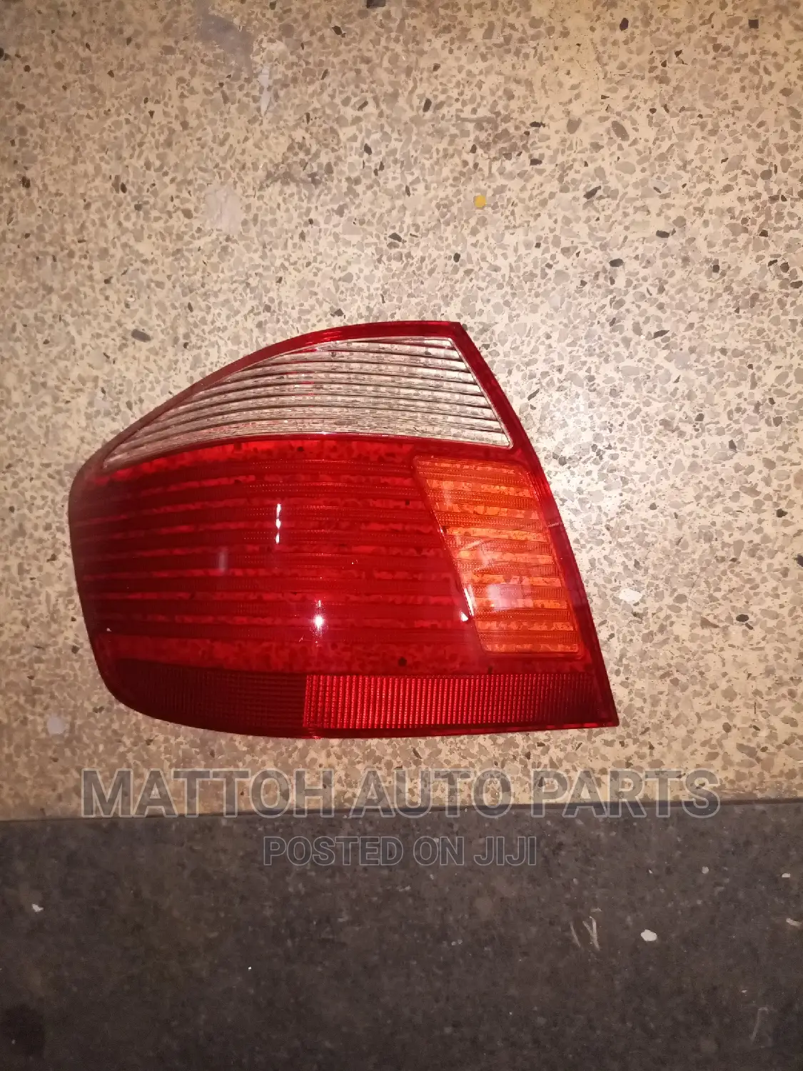 Tail Lights Premio 240 Taillight Lens 2002