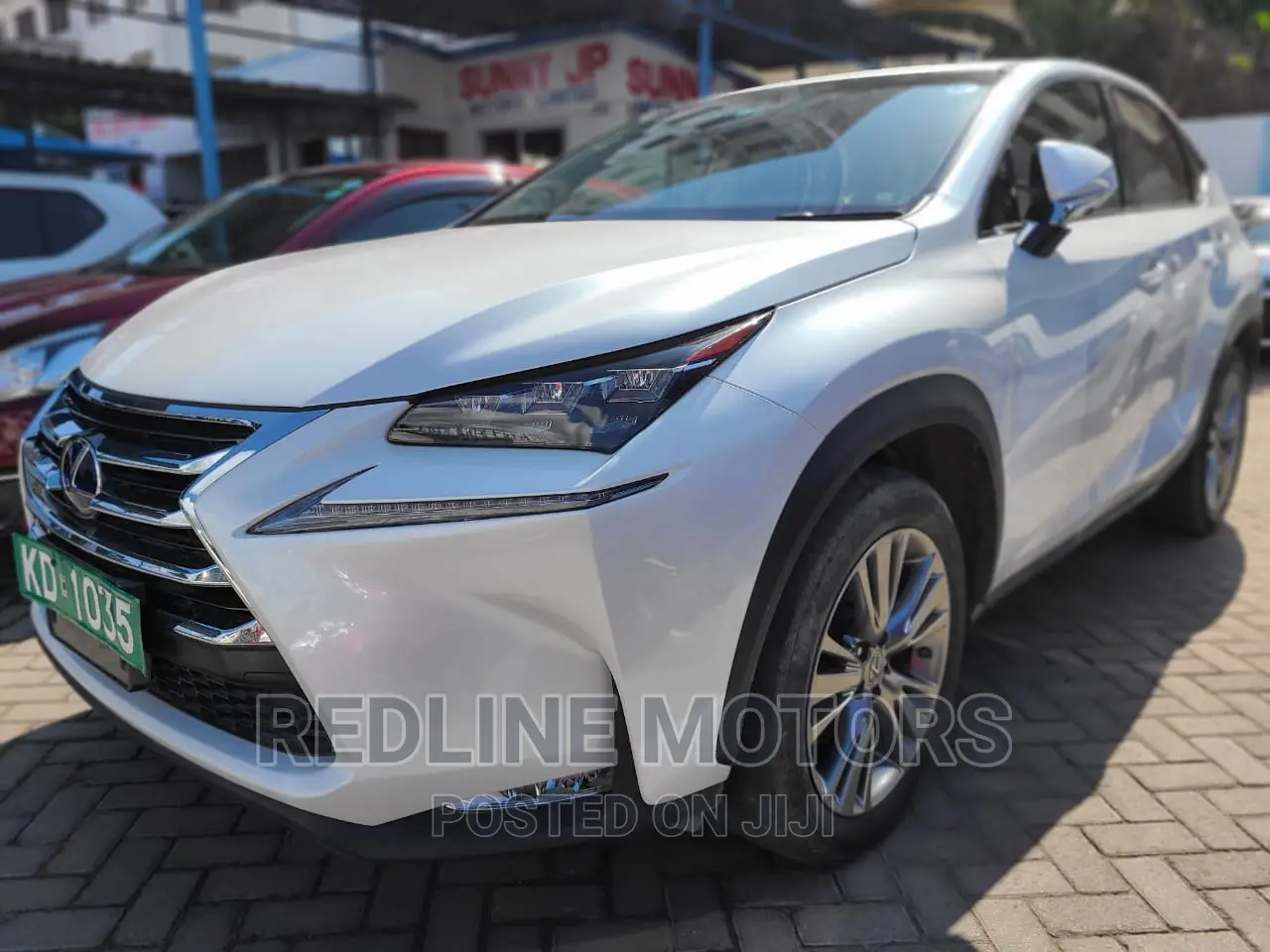 Lexus NX 300h AWD 2016 Pearl