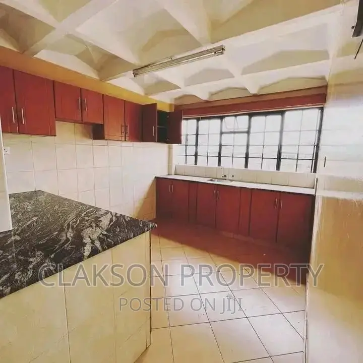 2bdrm Apartment in Naivasha Road Near, Kilimani for rent