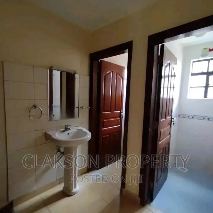 2bdrm Apartment in Ngongroad, Kilimani for rent