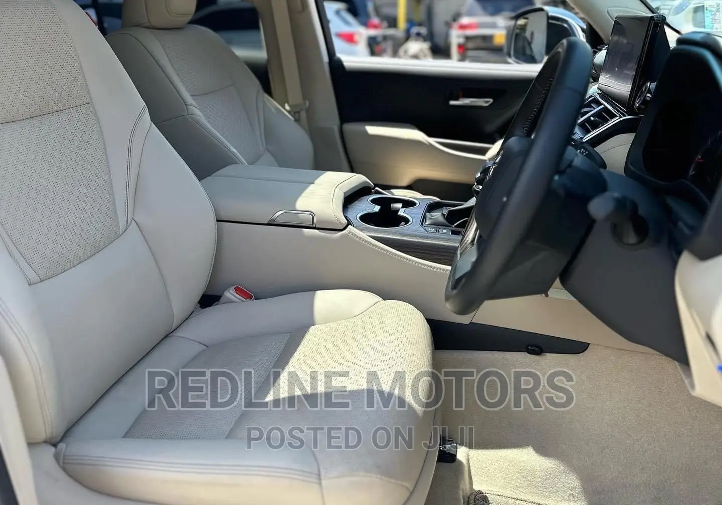 Toyota Land Cruiser 2022 White