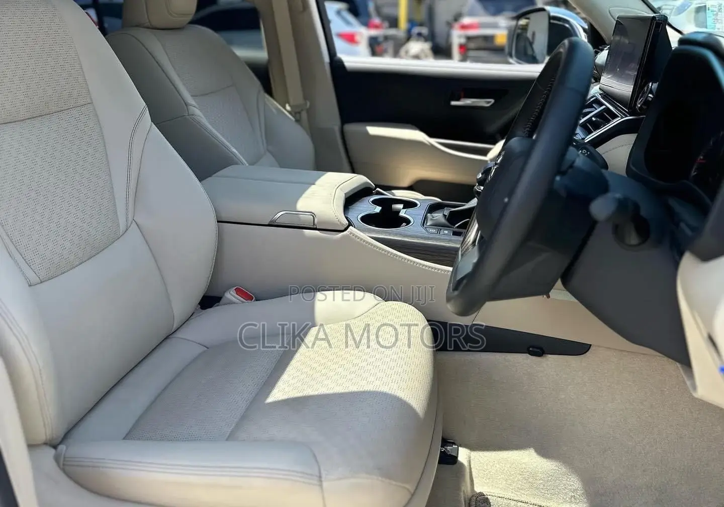 Toyota Land Cruiser 2022 White