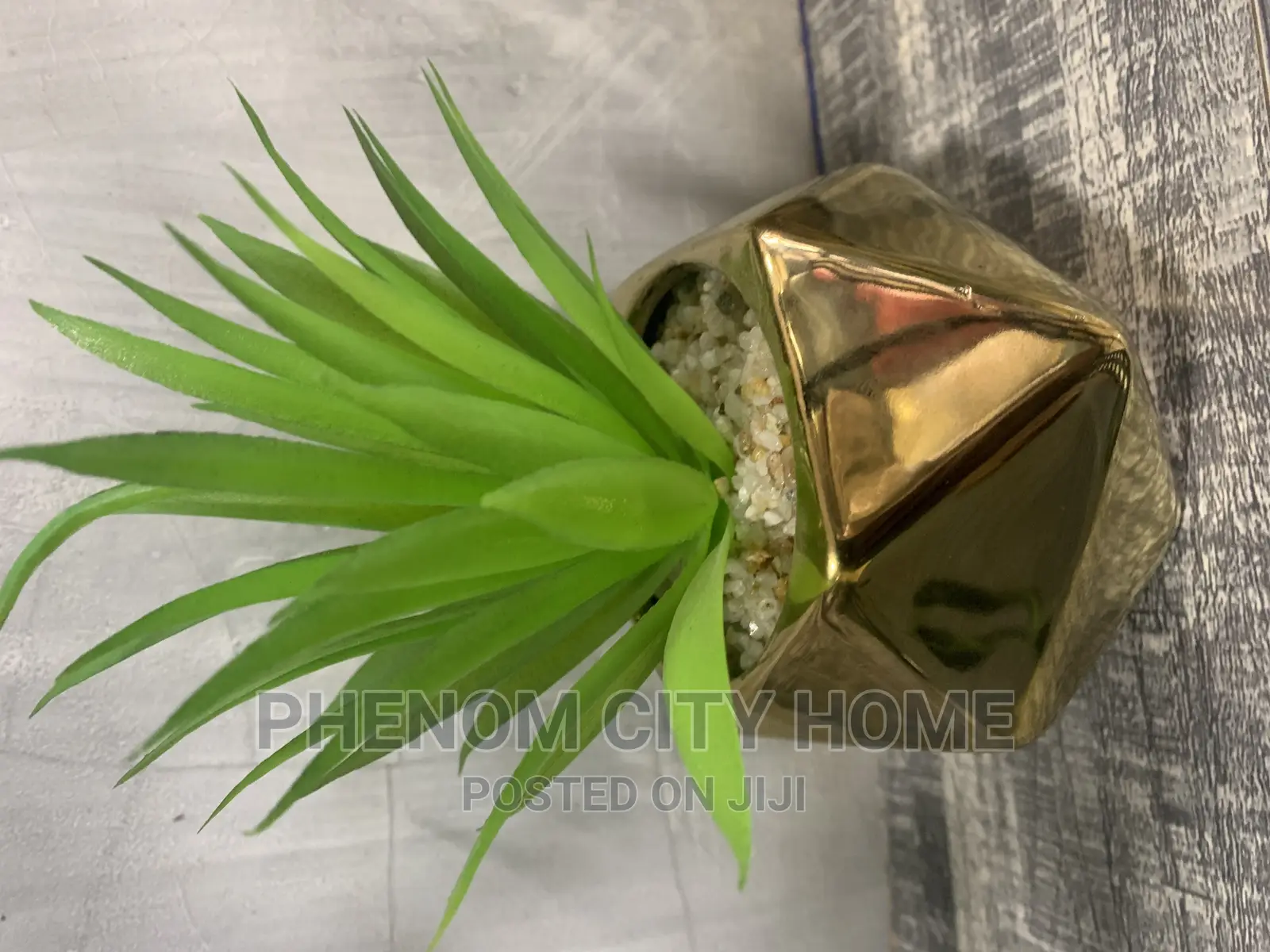 Elegant Table Decor Flowers