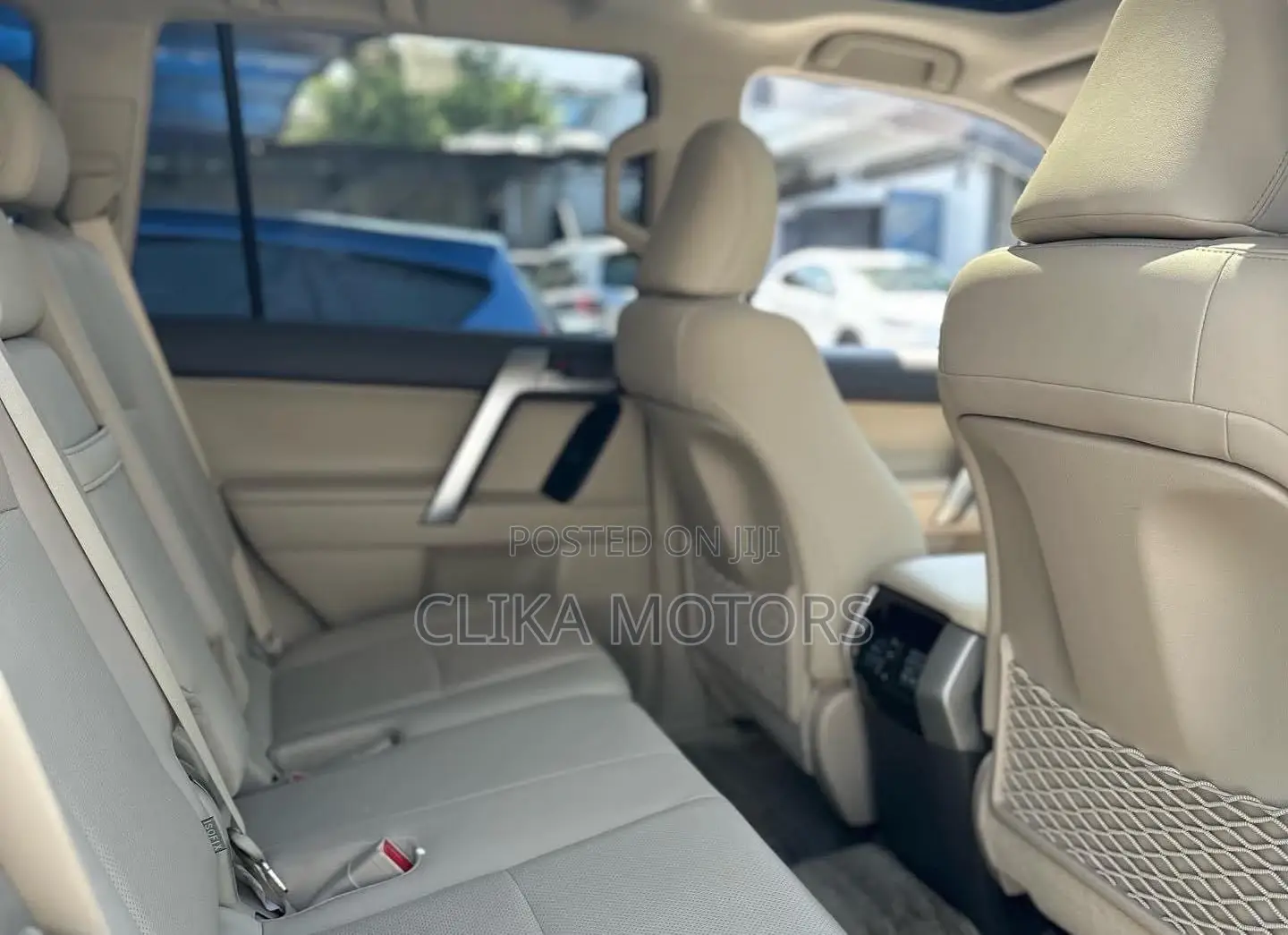 Toyota Land Cruiser Prado 2018 White