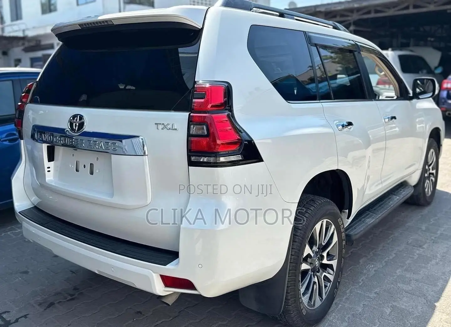 Toyota Land Cruiser Prado 2018 White